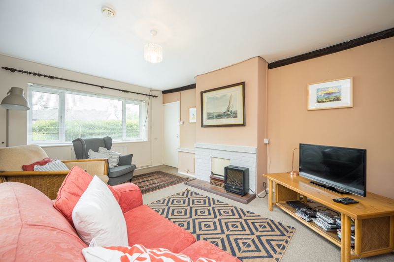 Lounge- click for photo gallery